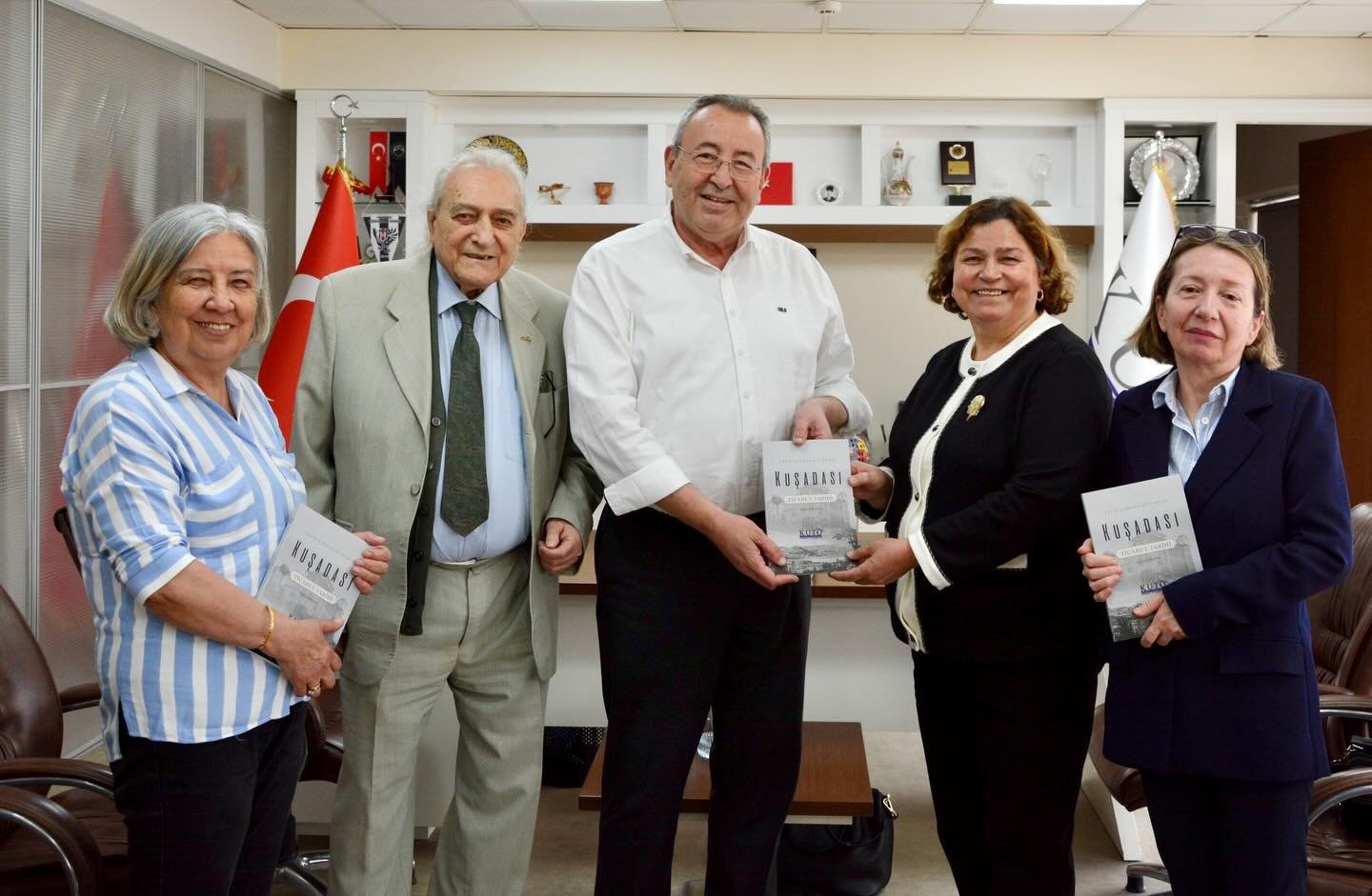 Kuşadası Ticaret Odası’na Anlamlı Ziyaret (1)