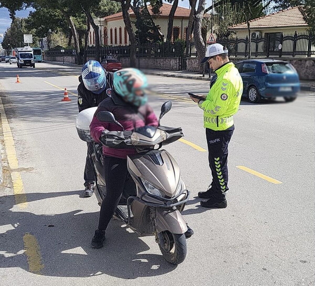 Motosiklet Denetiminde 3 Milyon 800 Bin Tl Ceza Kesildi (2)