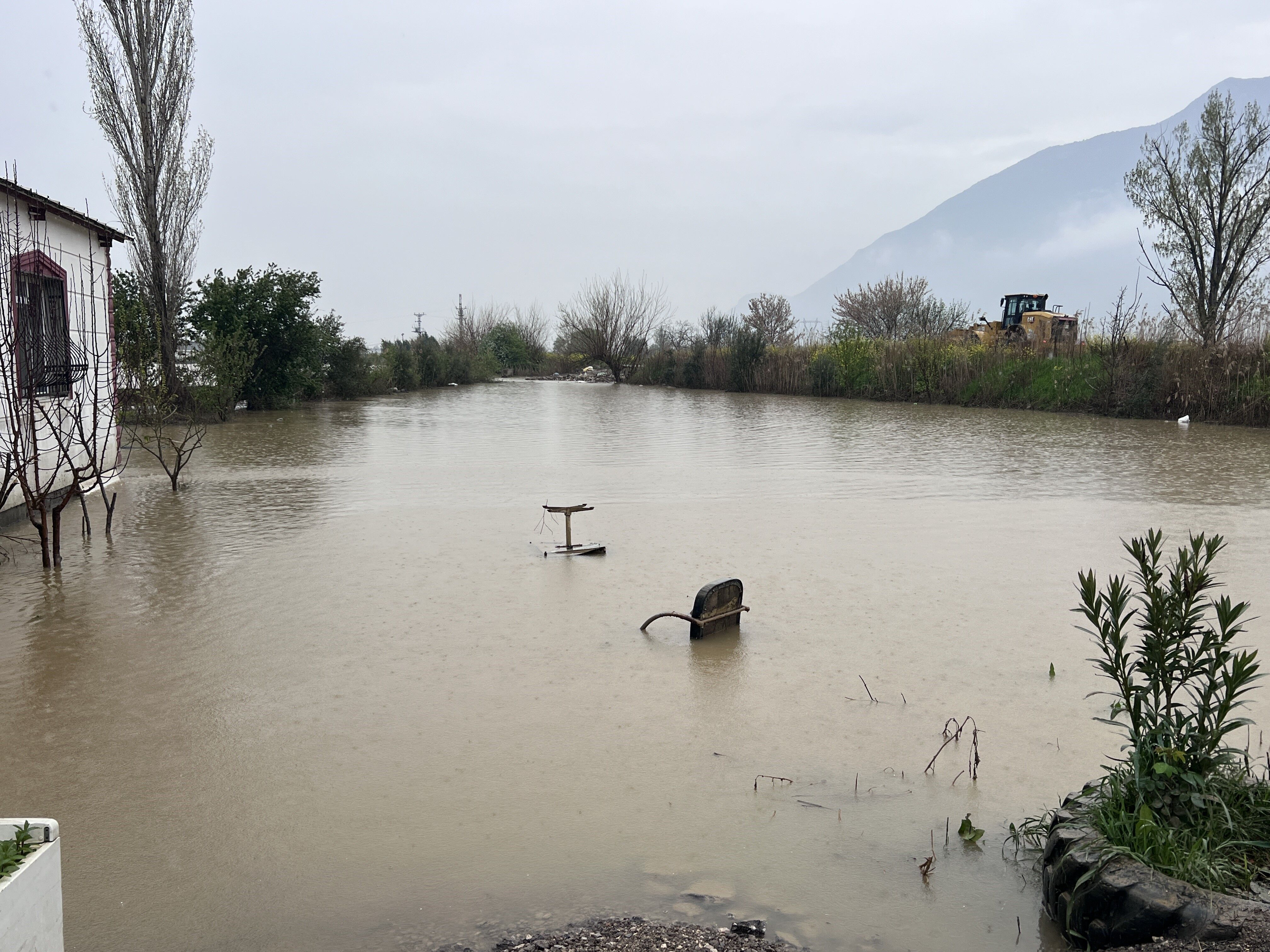 Taşkın Yerleşim Alanlarına Ulaştı (3)