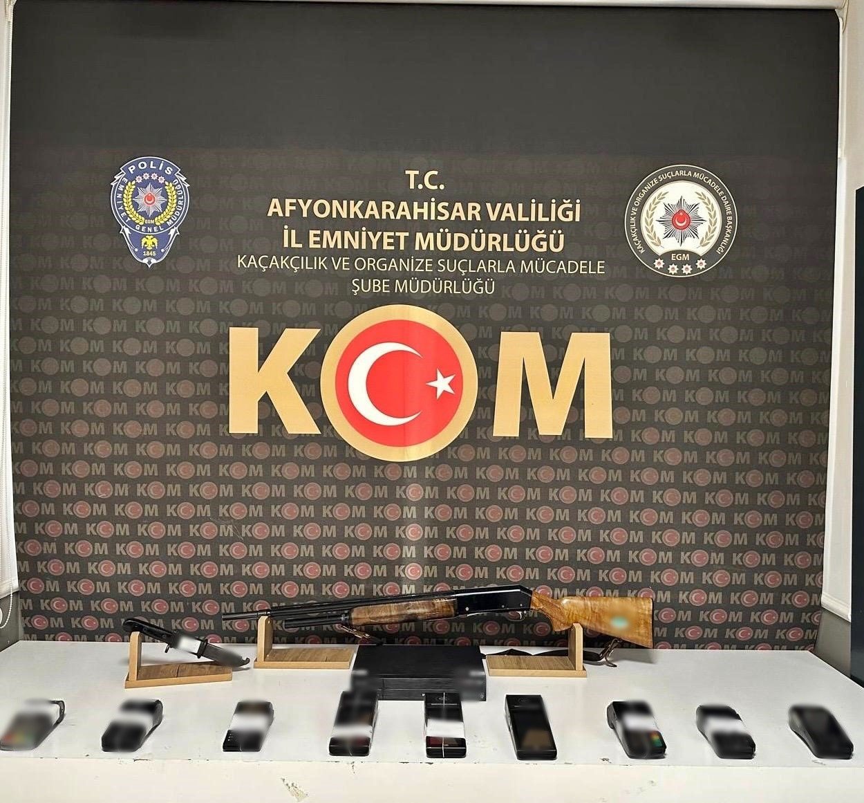 Tefeci operasyonunda 5 kişi yakalandı