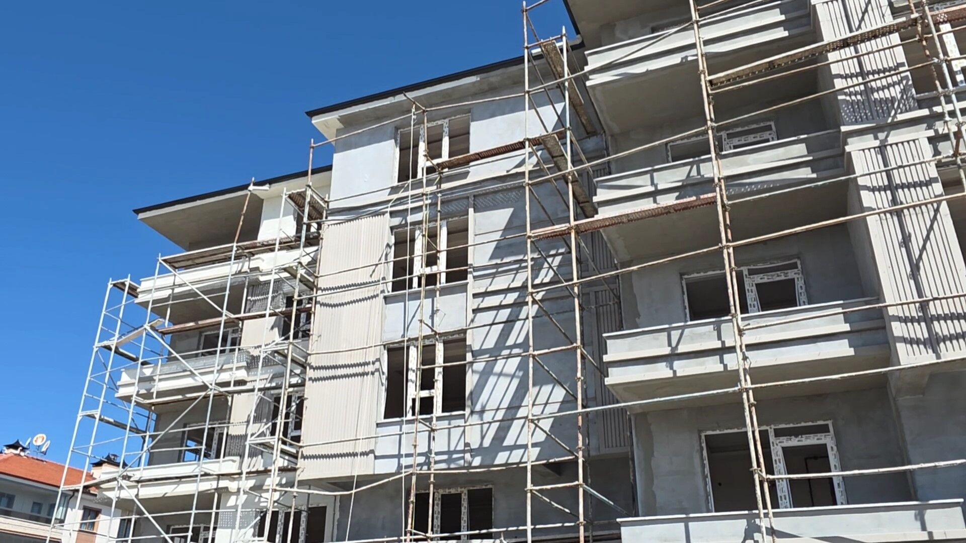 Üzerinde 2 Işçinin Çalıştığı Iskele Çöktü (4)