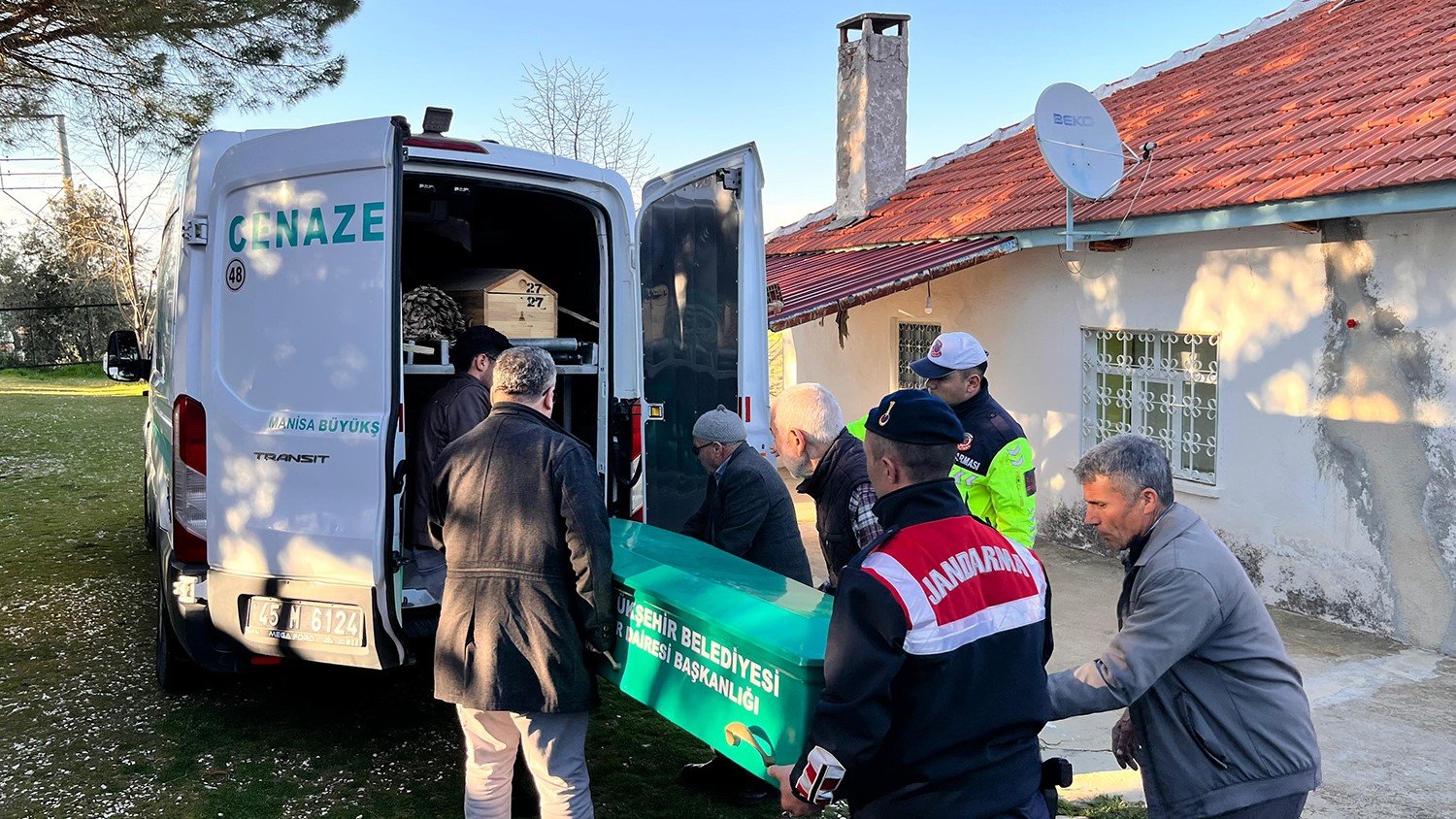 Yaşlı Adamdan Acı Haber Geldi (2)-3