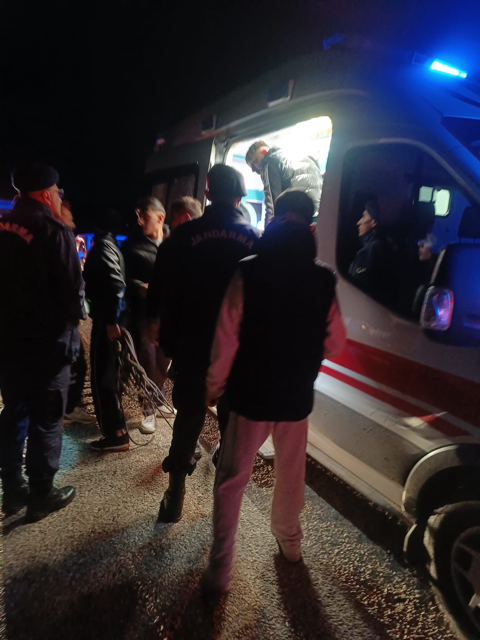 Yolunu Kaybetti, Ölümden Döndü (4)