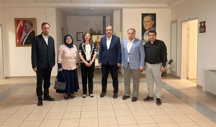 Ak Parti Aydın’dan Adü Başhekimi Uysal’a Hayırlı Olsun Ziyareti (1)