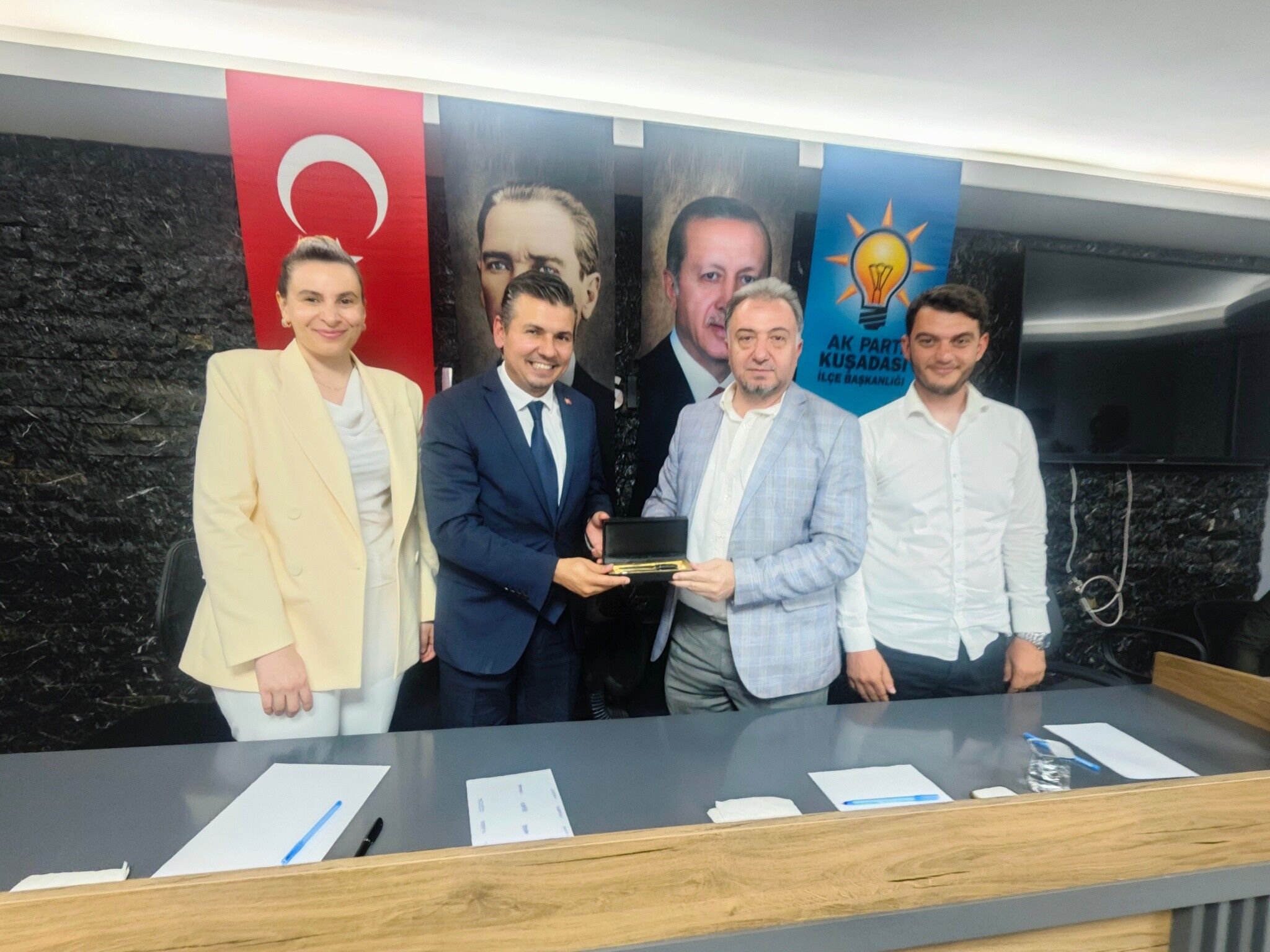 Ak Parti Kuşadası’nda Danışma Meclisi Toplantısı Gerçekleştirildi (3)