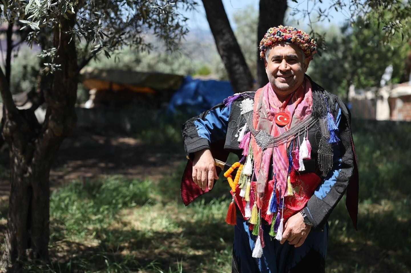 Ak Partili Erdem Efe Kıyafeti Giydi (4)