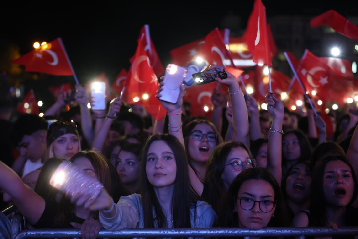Aydın Büyükşehir Belediyesi 19 Mayıs Atatürk’ü Anma, Gençlik Ve Spor Bayramı’nı 40 Bin Aydınlıyla Kutladı (7)