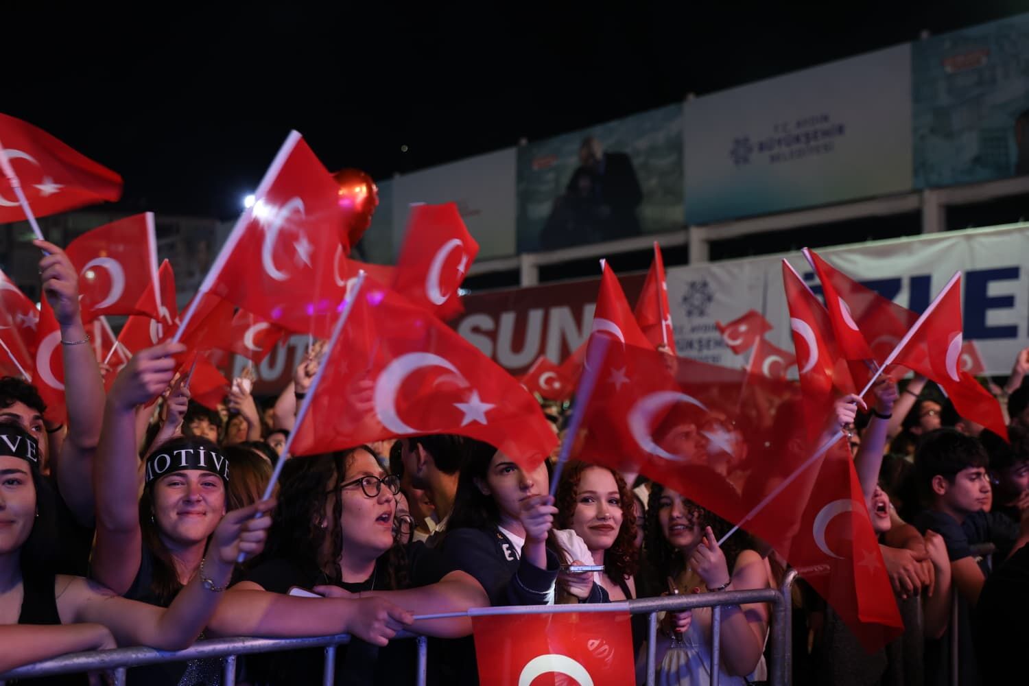 Aydın Büyükşehir Belediyesi 19 Mayıs Atatürk’ü Anma, Gençlik Ve Spor Bayramı’nı 40 Bin Aydınlıyla Kutladı (9)