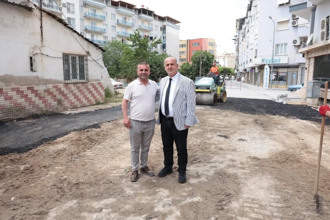 Başkan Kaya Cumhuriyet Mahallesi’nde Vatandaşlarla Buluştu (4)