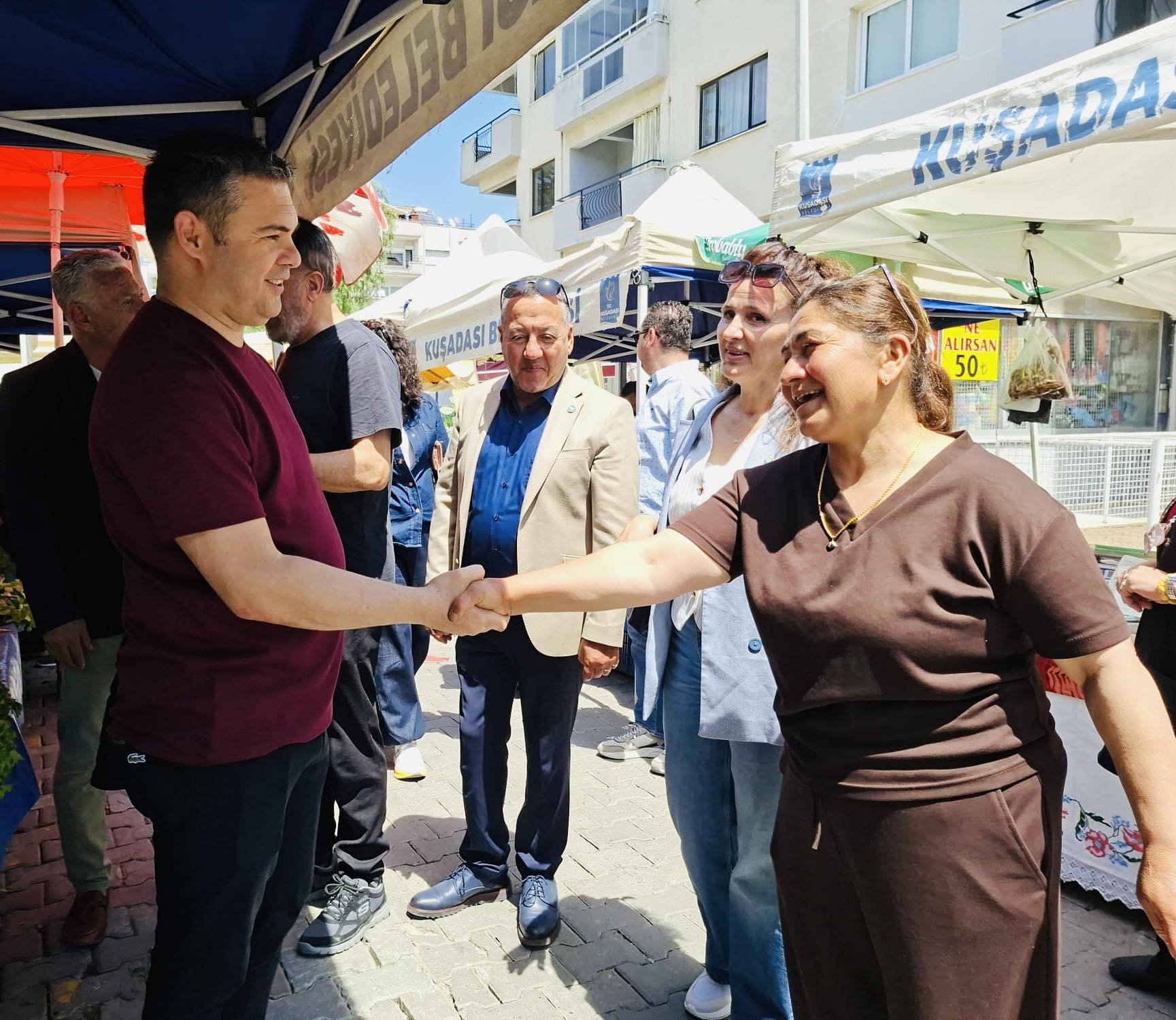 Behçet Alp’e Pazarda Yoğun Ilgi Seçimden Seçime Değil, Her Zaman Sahada (7)