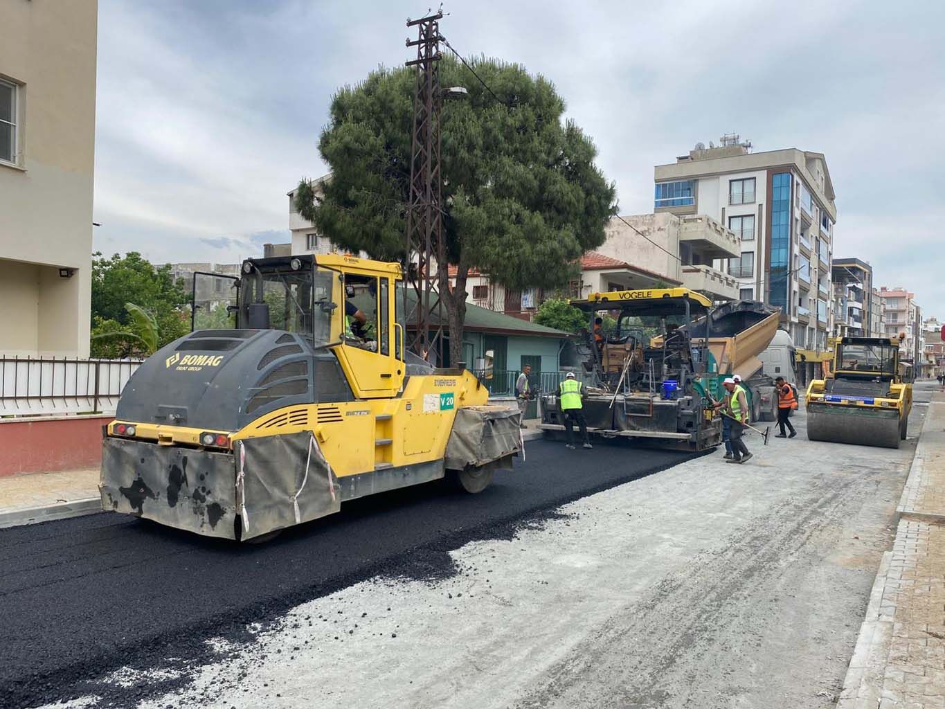 Çerçioğlu’nun Hizmet Atağı Sürüyor Buharkent’ten Didim Aydın’ın Dört Bir Yanında Çalışmalar Sürüyor (11)
