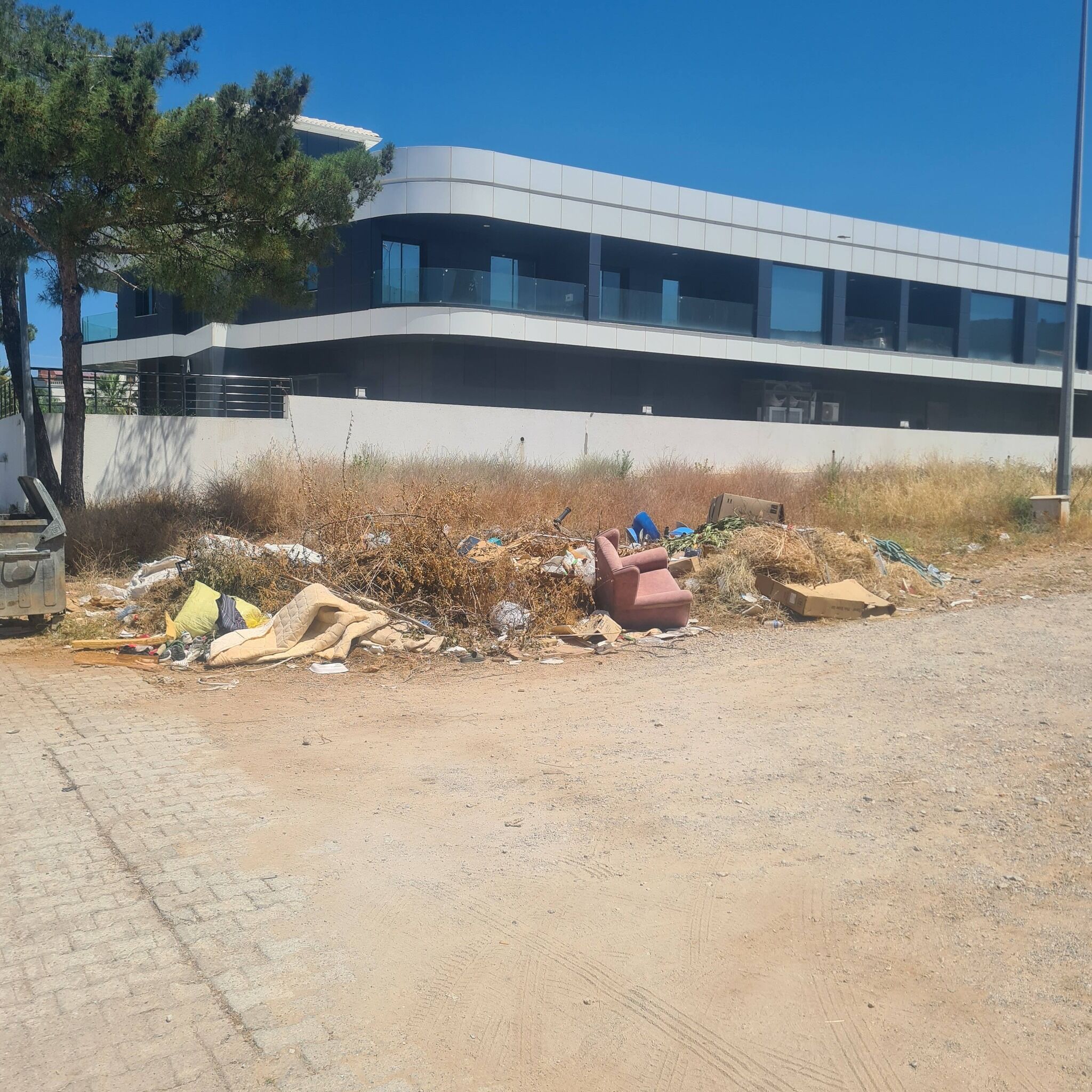 Didim’i Rezil Ettiler! İngiliz Vatandaştan Didim Belediyesi’ne Çöp Tepkisi (4)-2