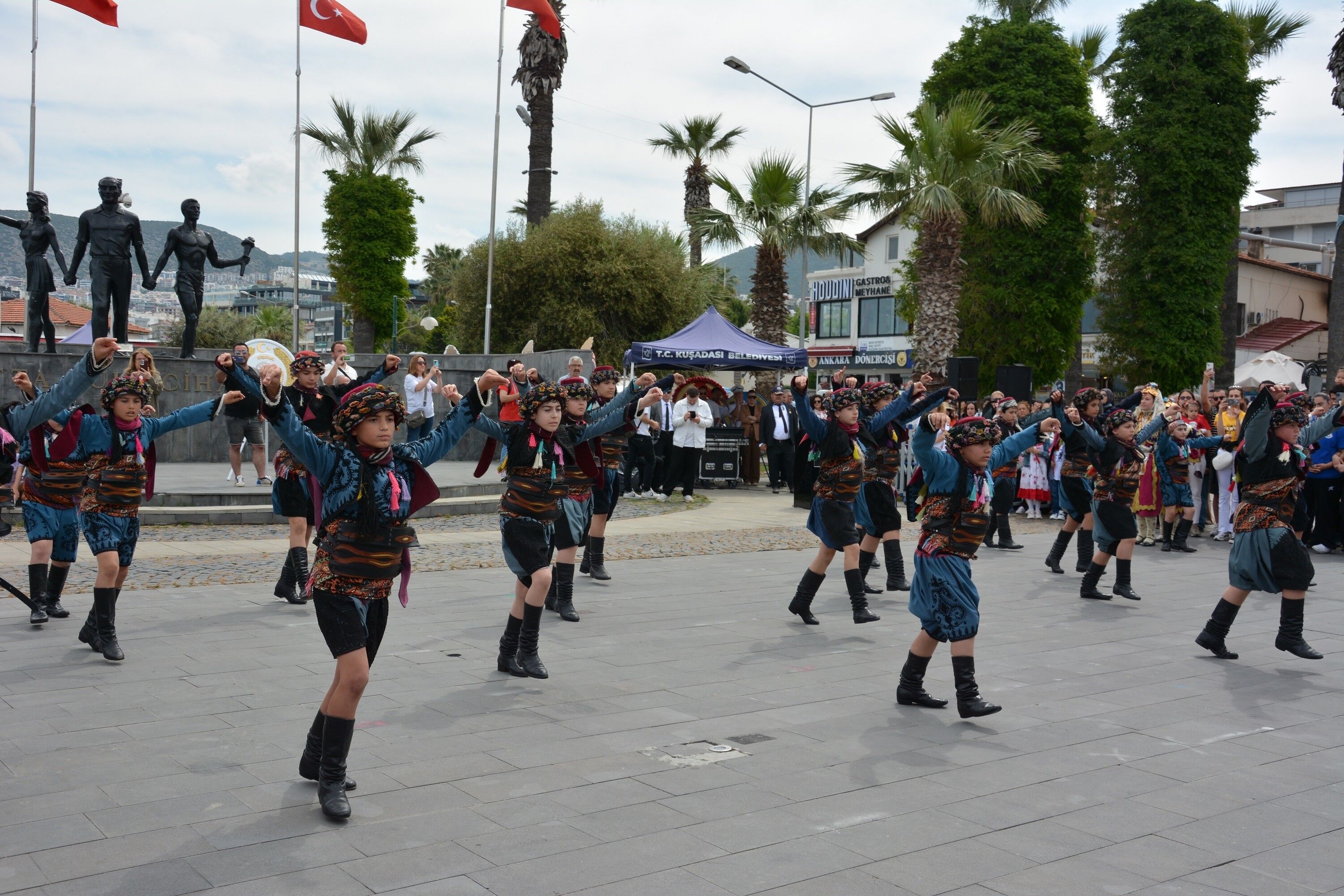 Kuto'dan 19 Mayıs'a Güçlü Katılım (6)