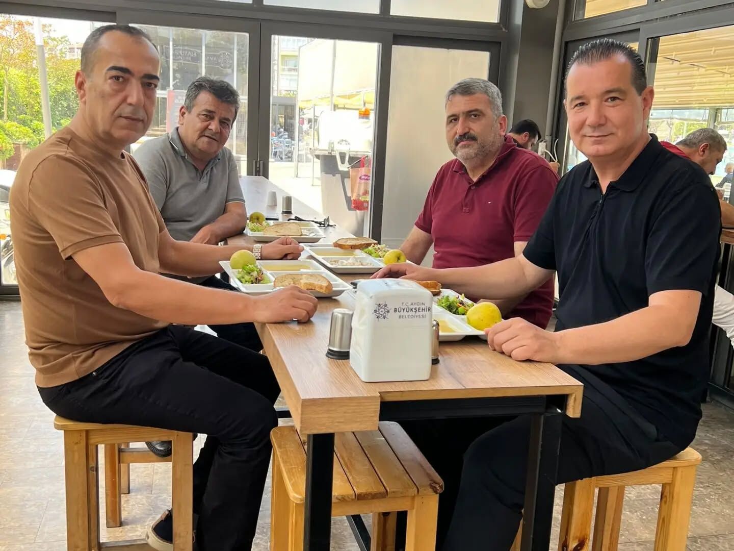 Ak Parti Efeler İlçe Başkanı Kendirlioğlu'ndan Başkan Çerçioğlu’na Teşekkür (2)