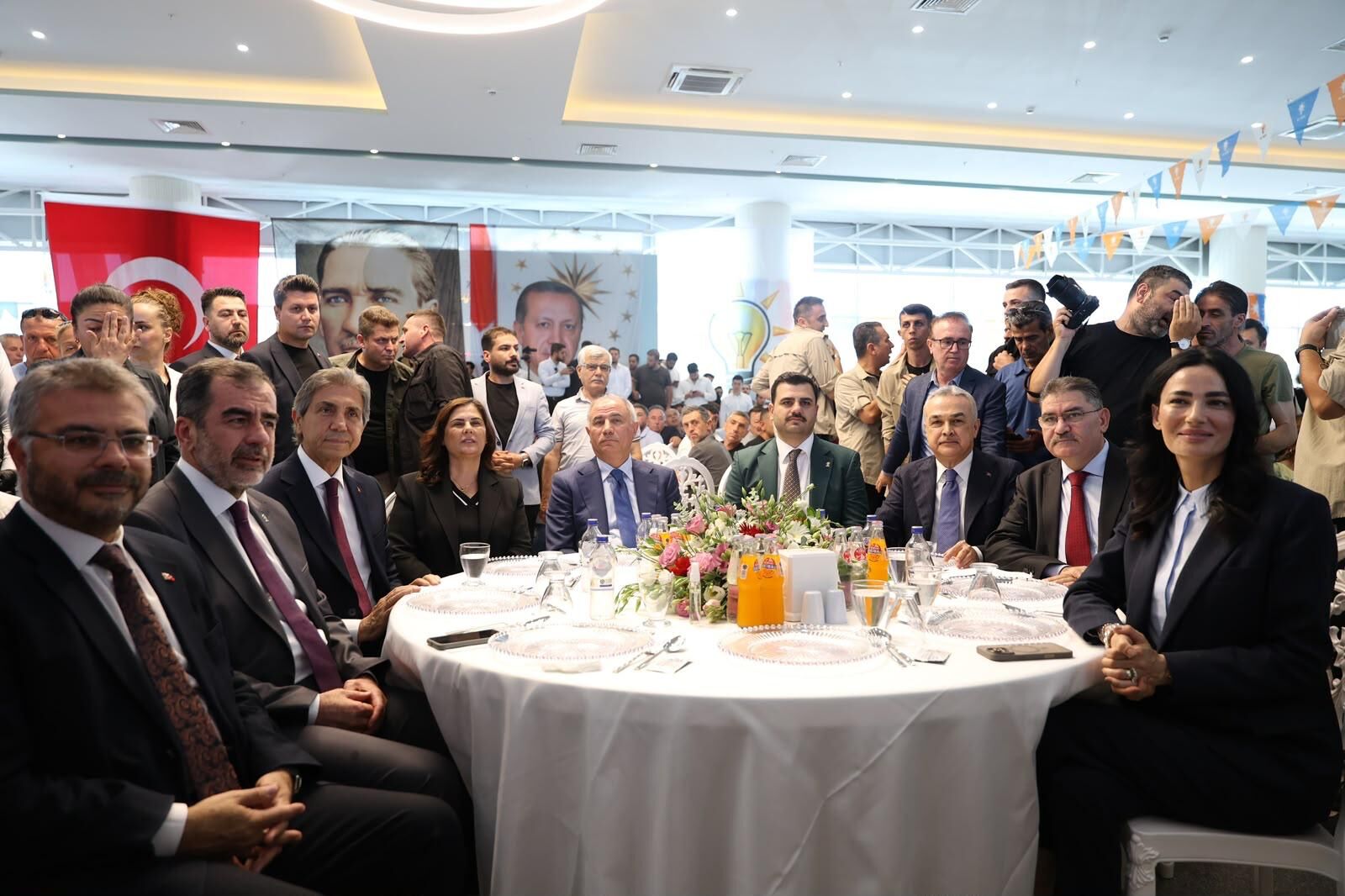Aydın’da Tarihi Tören.. Ak Parti’ye Büyük Katılım (10)
