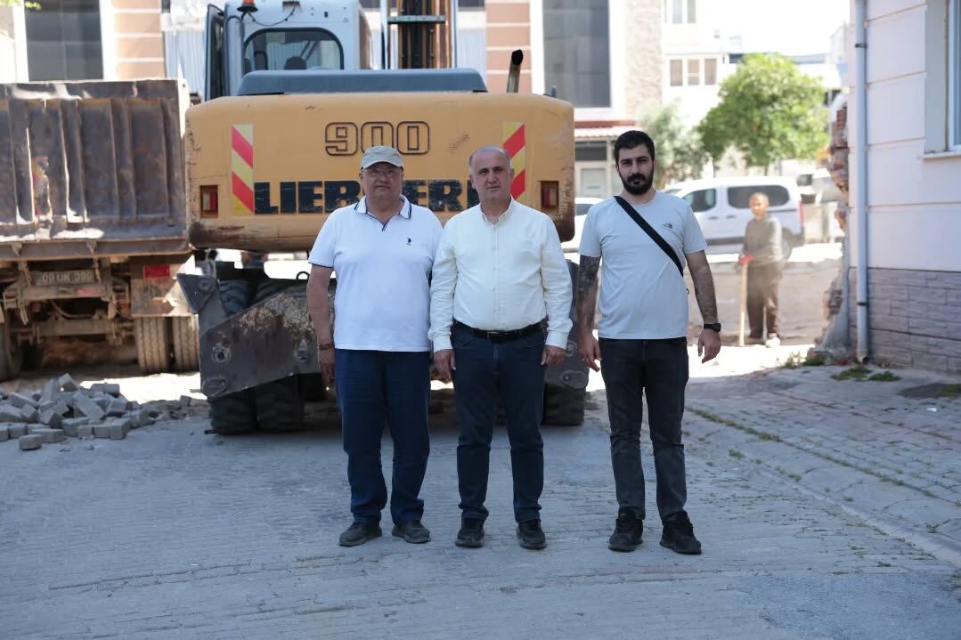 Başkan Aytekin Kaya Çalışıyor, İncirliova’nın Üstyapısı Yenileniyor (4)