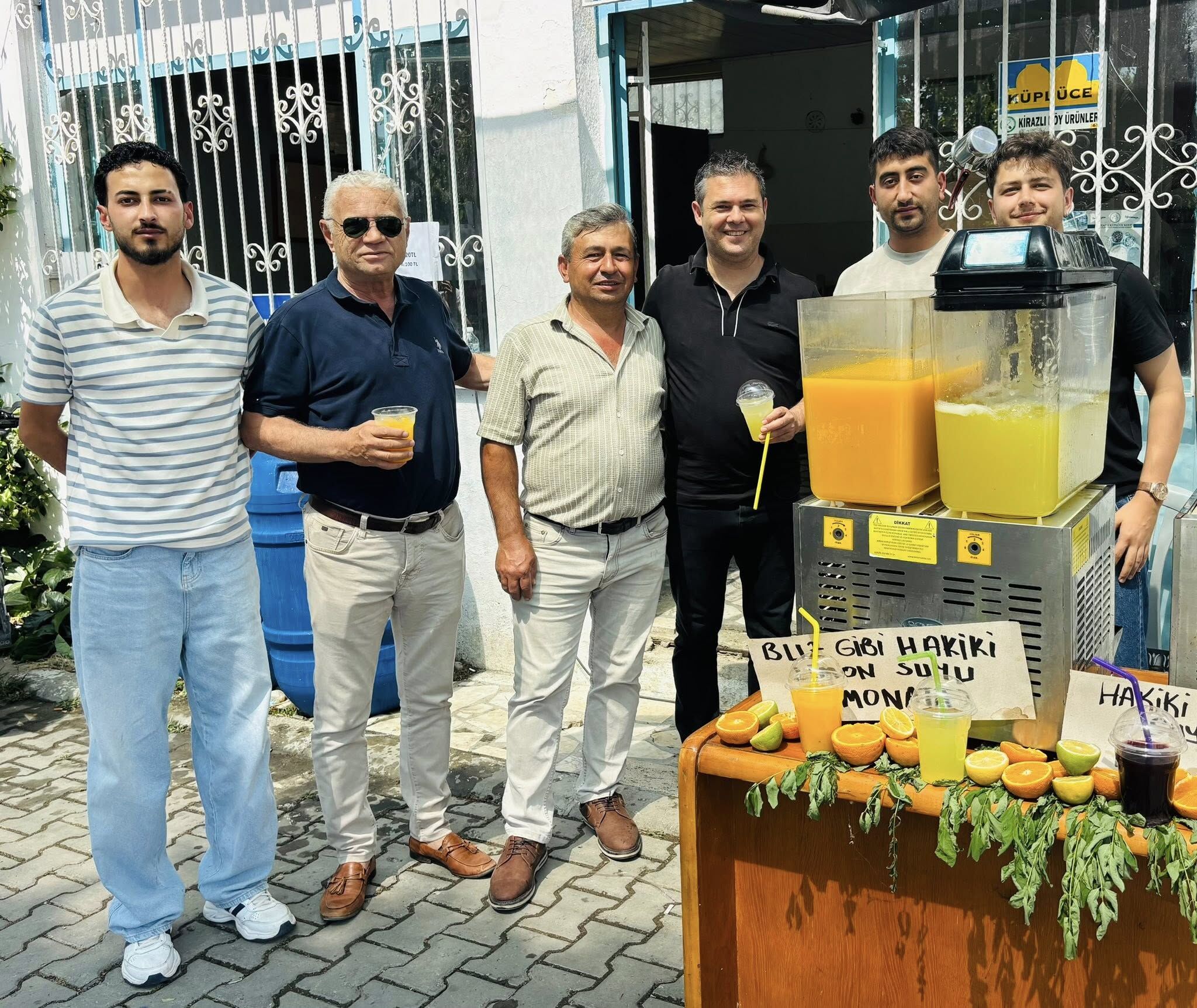 Başkan Behçet Alp Kiraz Şenliği'nde Vatandaşlarla Buluştu (3)