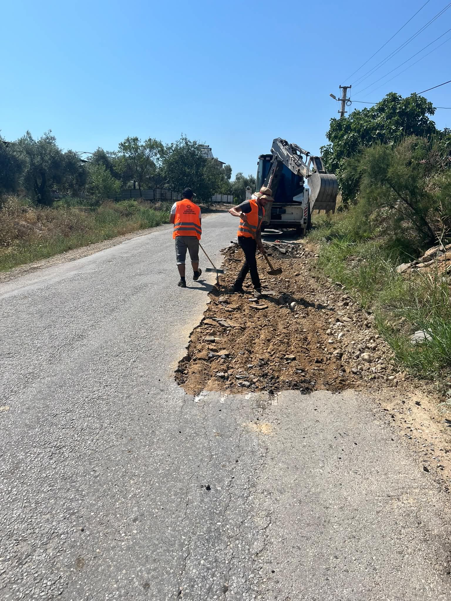 Başkan Çerçioğlu’nun Talimatıyla Bozdoğan’da Çalışmalar Hız Kesmeden Sürüyor (6)