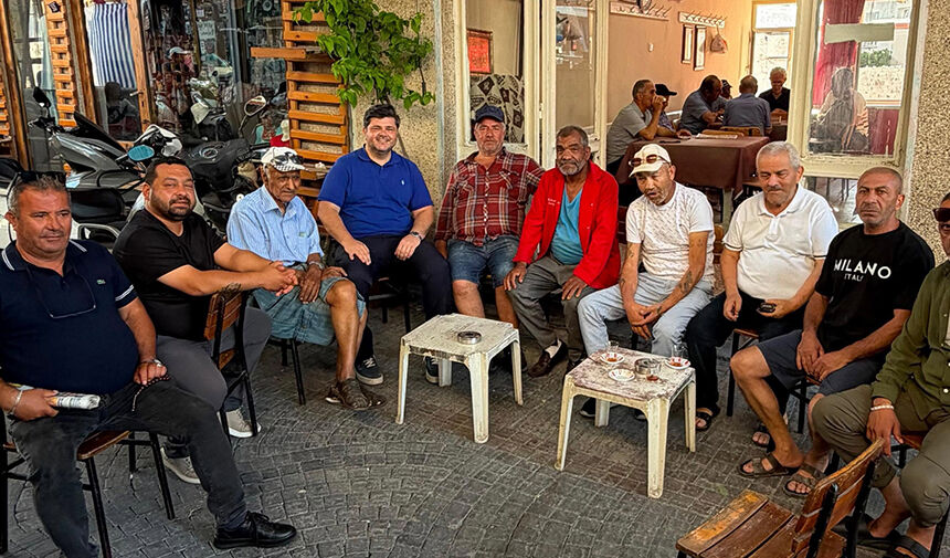 Chp’li Efe Berberoğlu Camiatik Mahallesi'nde Vatandaşlarla Buluştu (1)