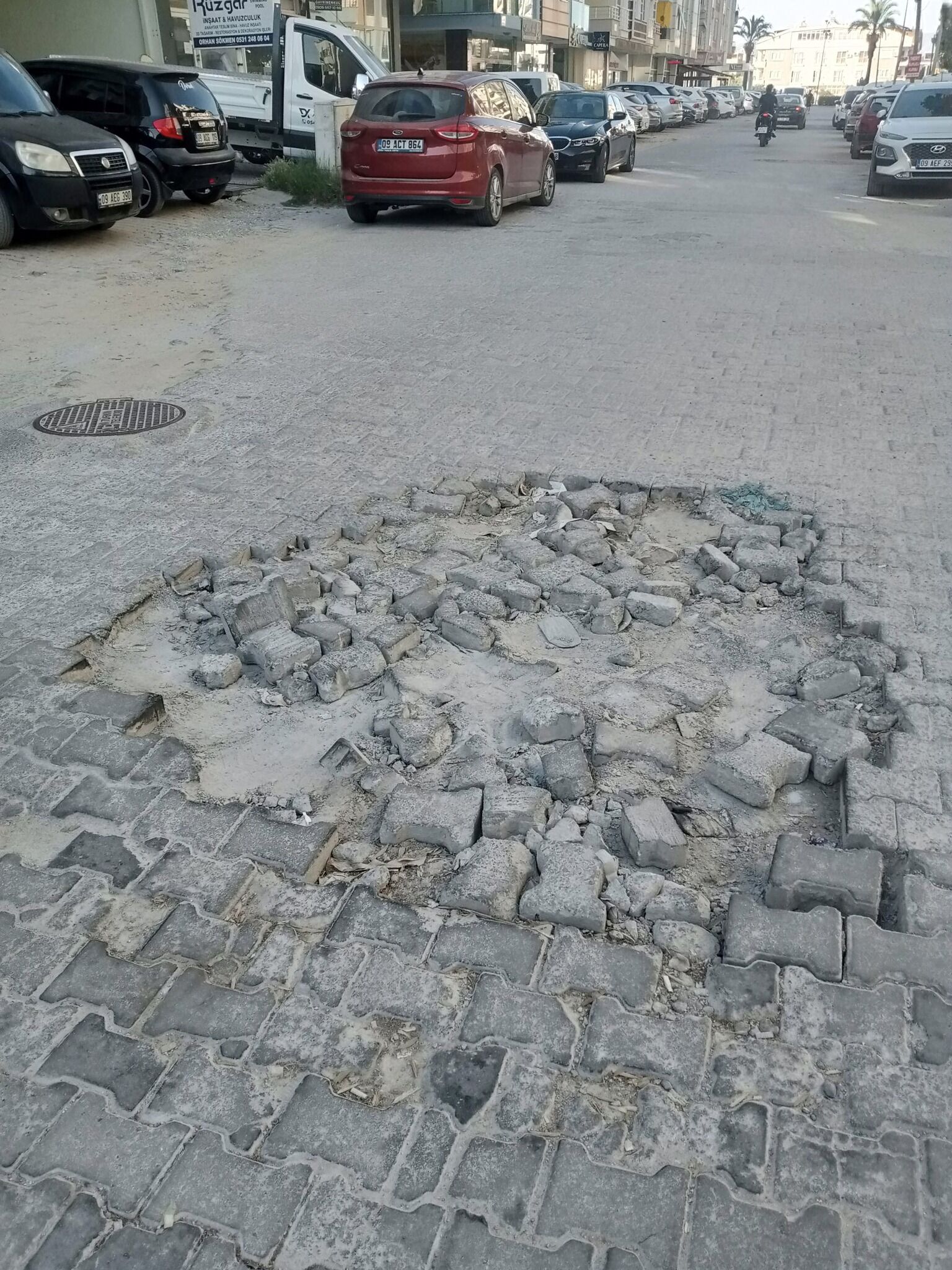 Çöp, Çamur, Çukur... Didimliler Artık Çözüm Istiyor (2)