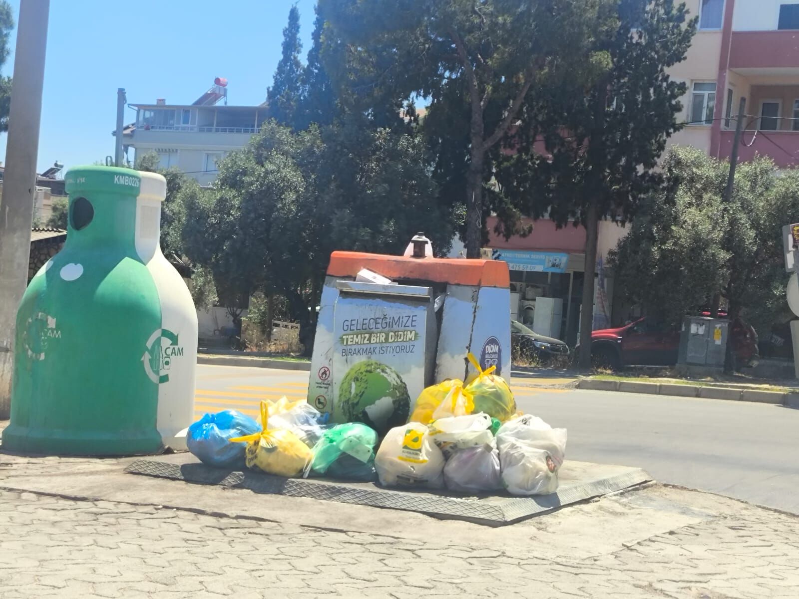 Didim’de Vatandaş Chp’li Totik’e Tepki Gösterdi Şov Değil Hizmet Istiyoruz (2)