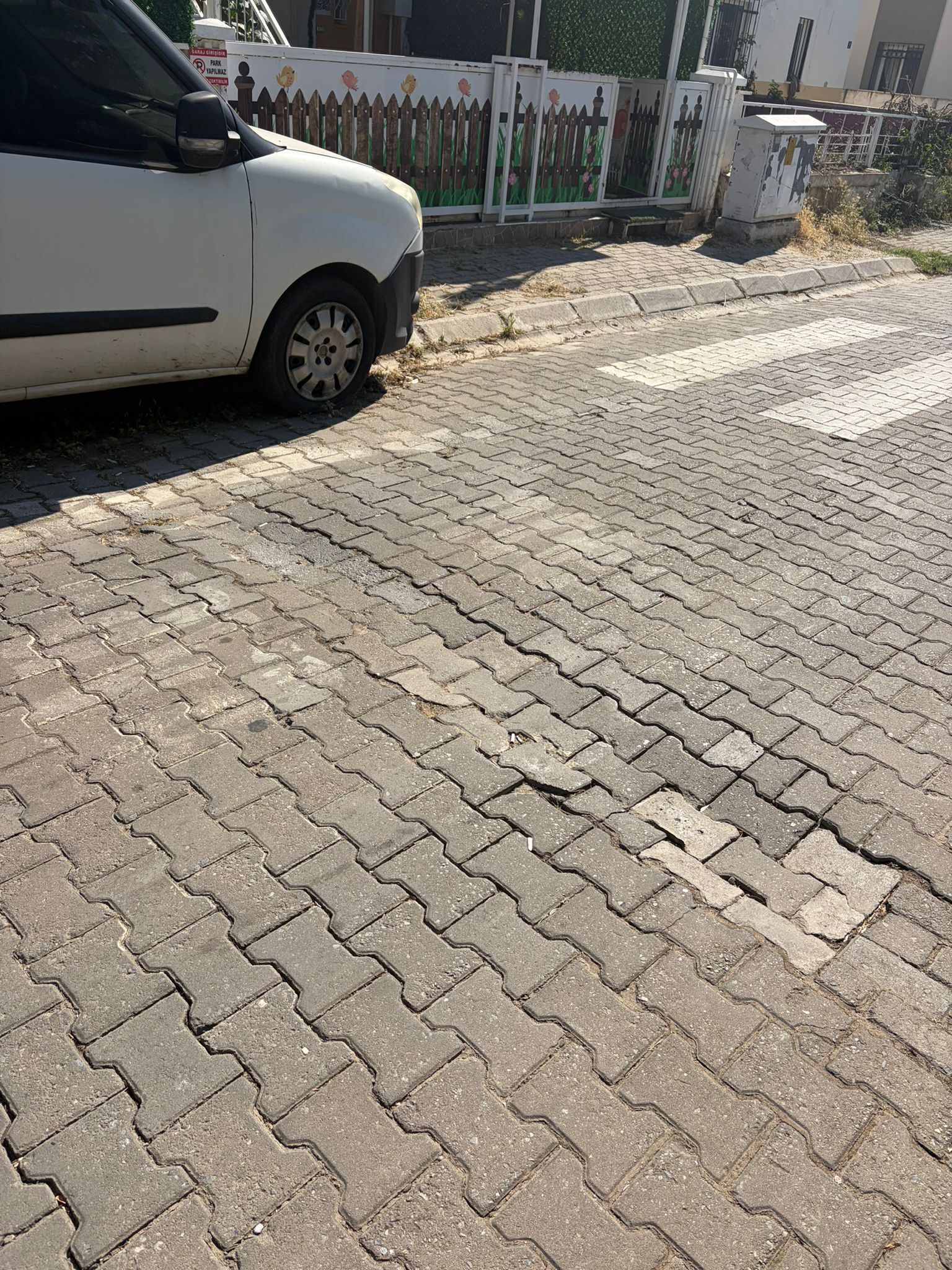 Şehir Merkezinde Utandıran Manzara.. Efeler Belediyesi Nerede (5)