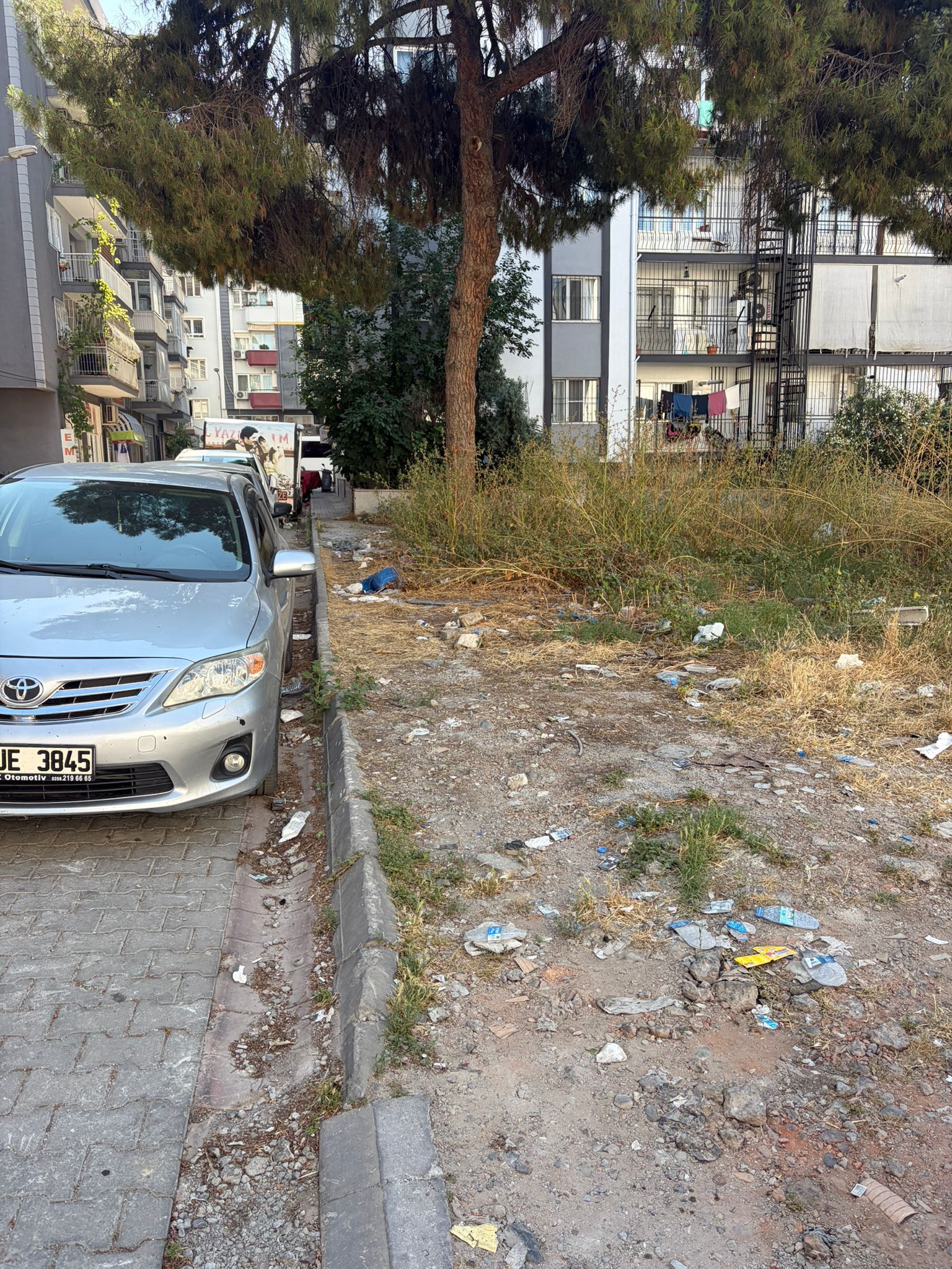 Şehir Merkezinde Utandıran Manzara.. Efeler Belediyesi Nerede (8)