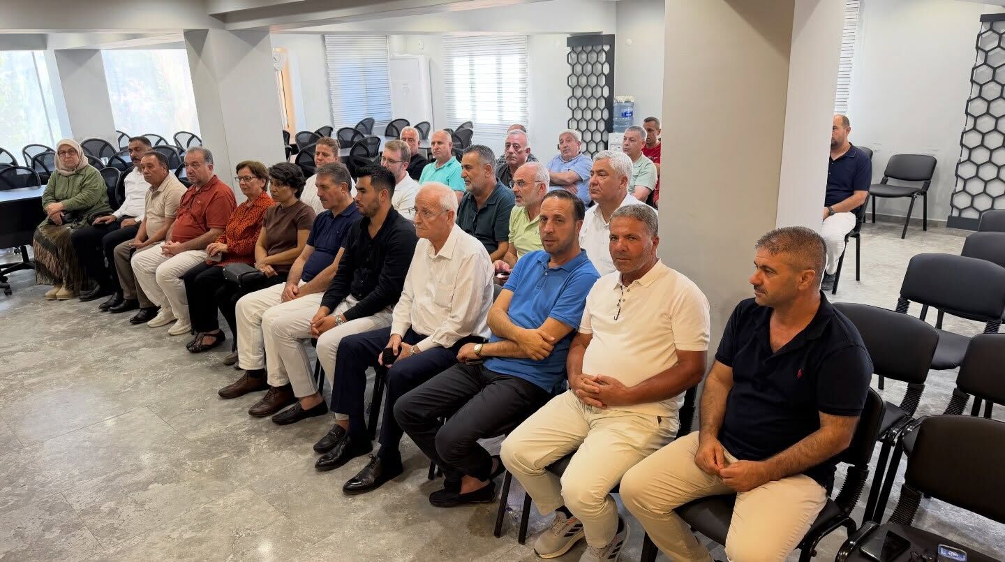 Ak Parti Aydın’da Zirve.. İl Başkanı Mehmet Erdem Başkanlığında Yönetim Toplandı (5)