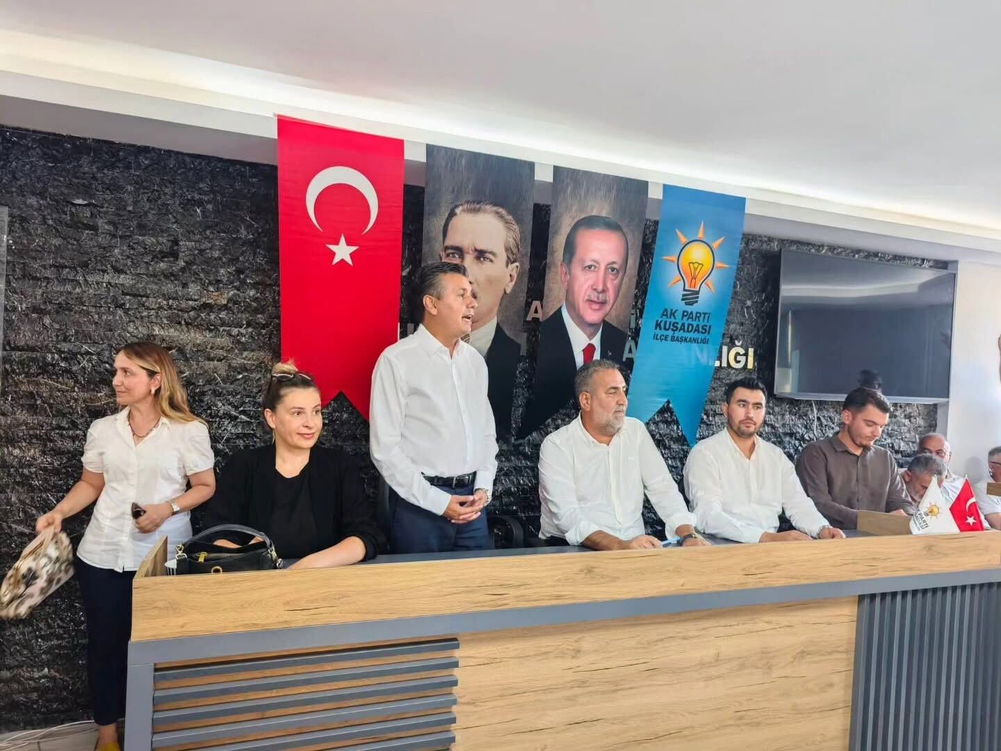 Ak Parti Kuşadası Teşkilatından Birlik Ve Beraberlik Mesajı.. Danışma Meclisi Toplandı (7)