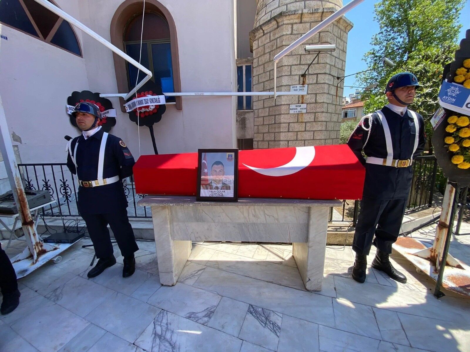 Aydın’da 32 Yaşındaki Uzman Çavuşa Gözyaşlarıyla Veda (2)