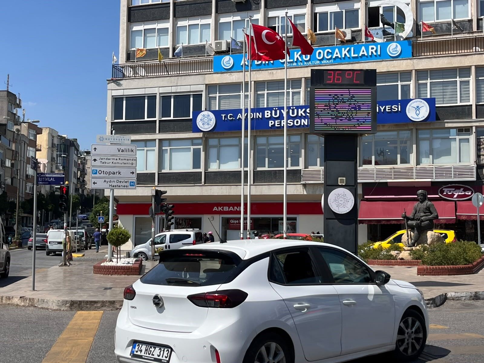 Aydın’da Vatandaş Evden Çıkmıyor, Sokaklar Boşaldı (3)