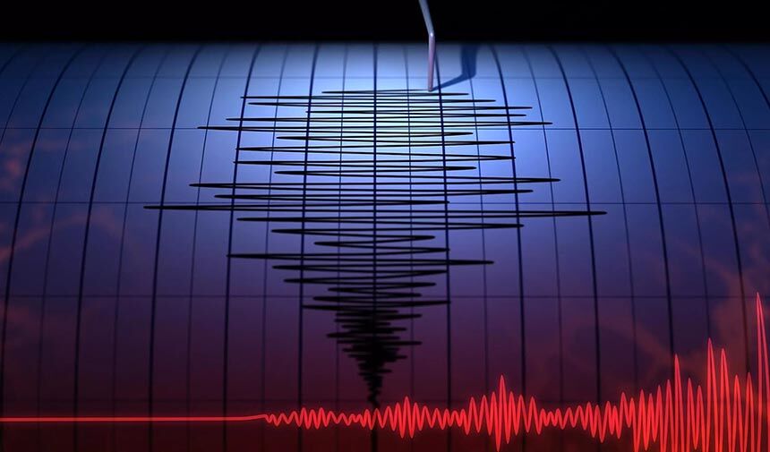 Az önce deprem oldu.. Kandilli Rasathanesi peş peşe duyurdu: Ege sallandı