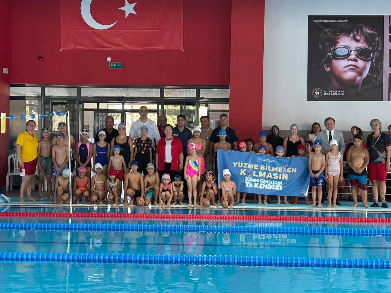 Bakanlık Hayata Geçirdi, Germencik’te Minikler Sertifikalarını Aldı (3)