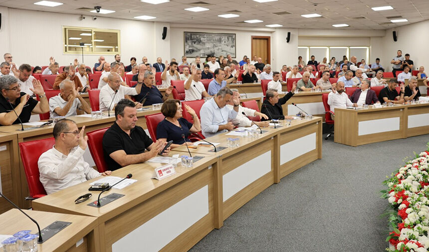 Bunları iyi tanı Aydın.. CHP’li belediyeler ilaçlama yapmamak için direniyor