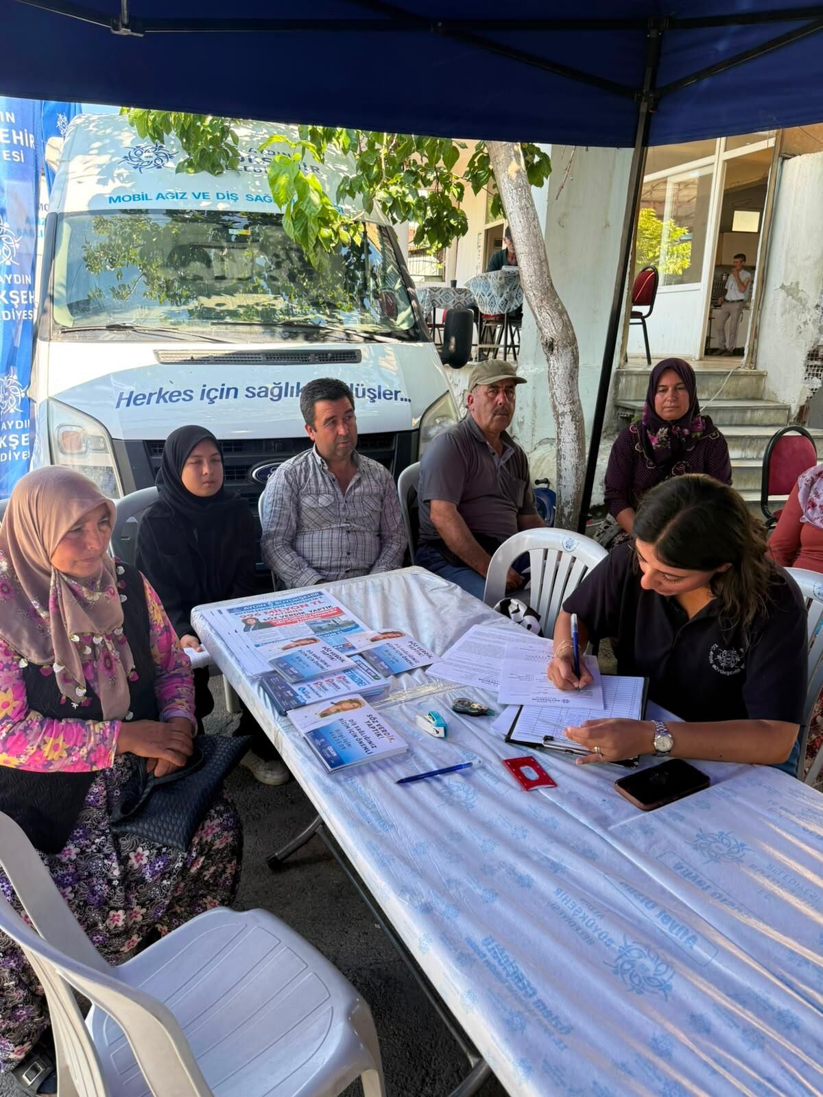 Çerçioğlu Hizmeti Kapılarına Kadar Gönderdi.. ‘Başkanımızın Her Zaman Yanındayız’ (1)