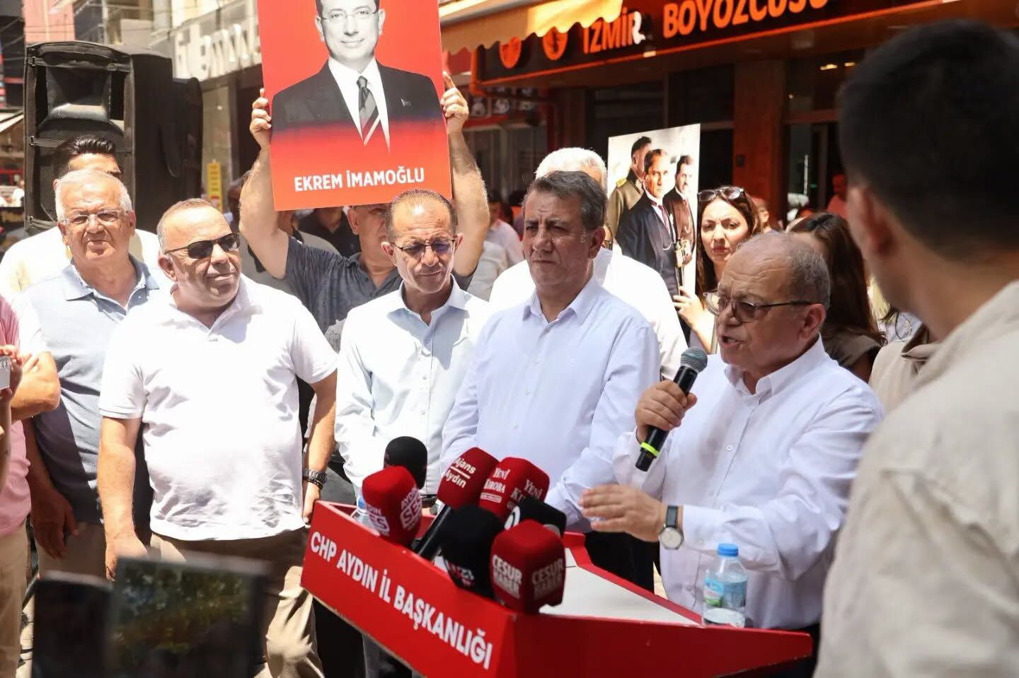 CHP Aydın’da istifa edenler geride 680 bin lira borç bırakmış