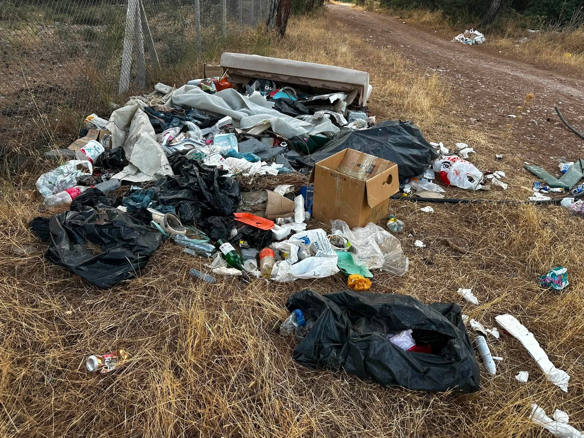 Didim’de Çöp Rezaleti.. Chp’li Hatice Gençay Kenti Kaderine Terk Etti (6)