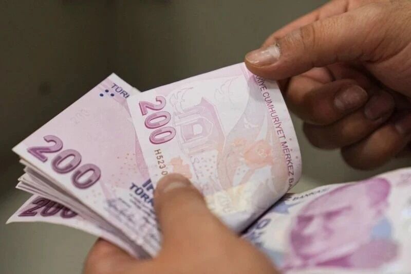 Emeklilerin beklediği karar yürürlüğe girdi, maaş farklarının yatacağı tarih belli oldu