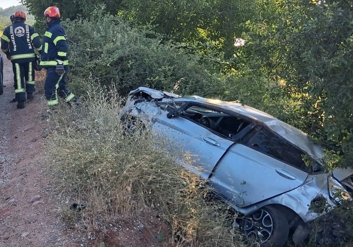 Kontrolden Çıkarak Şarampole Devrilen Otomobilin Sürücüsü Hayatını Kaybetti (2)