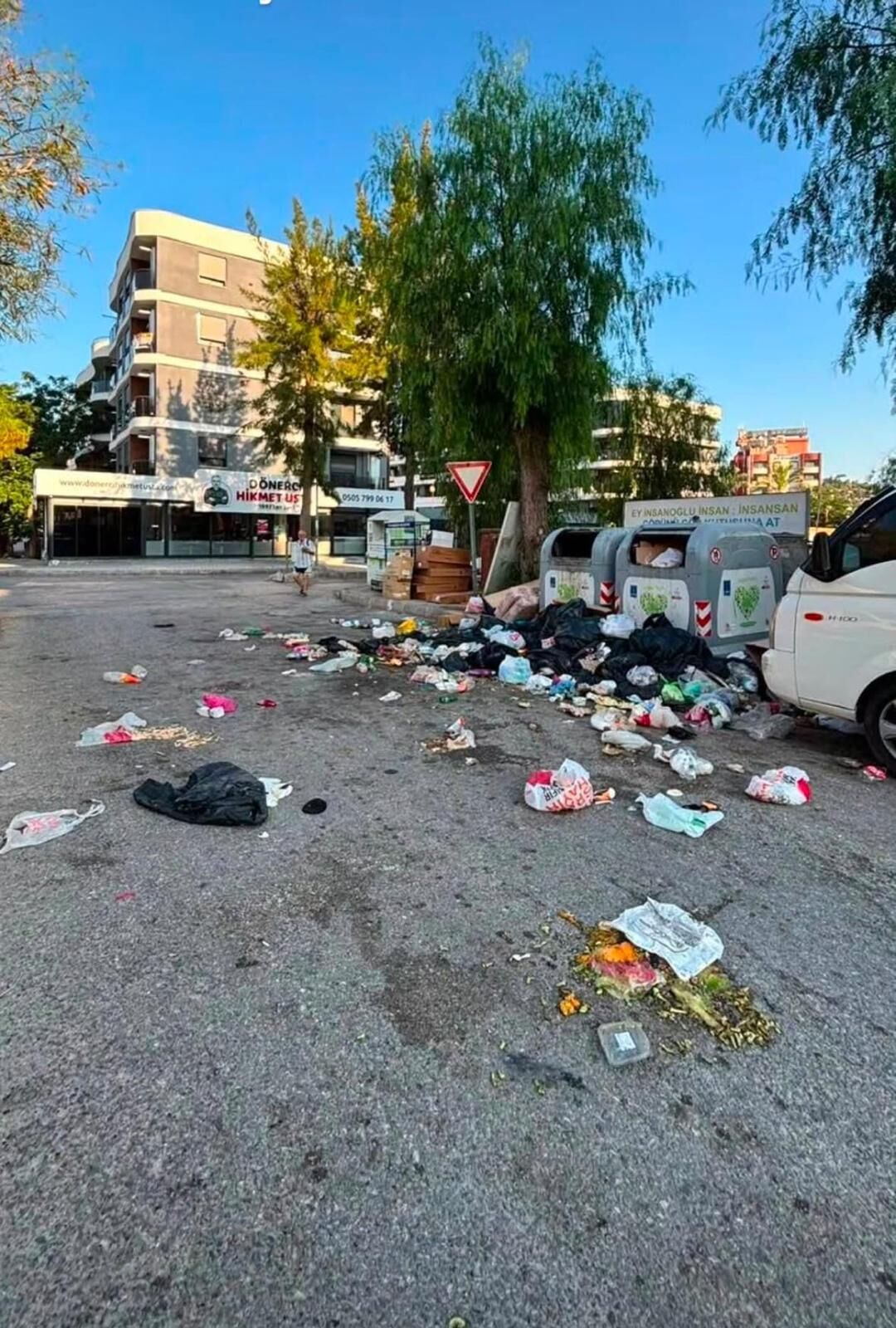 Kuşadası’nda Kokudan Durulmuyor, Chp’li Kuşadası Belediyesi Seyrediyor (1)
