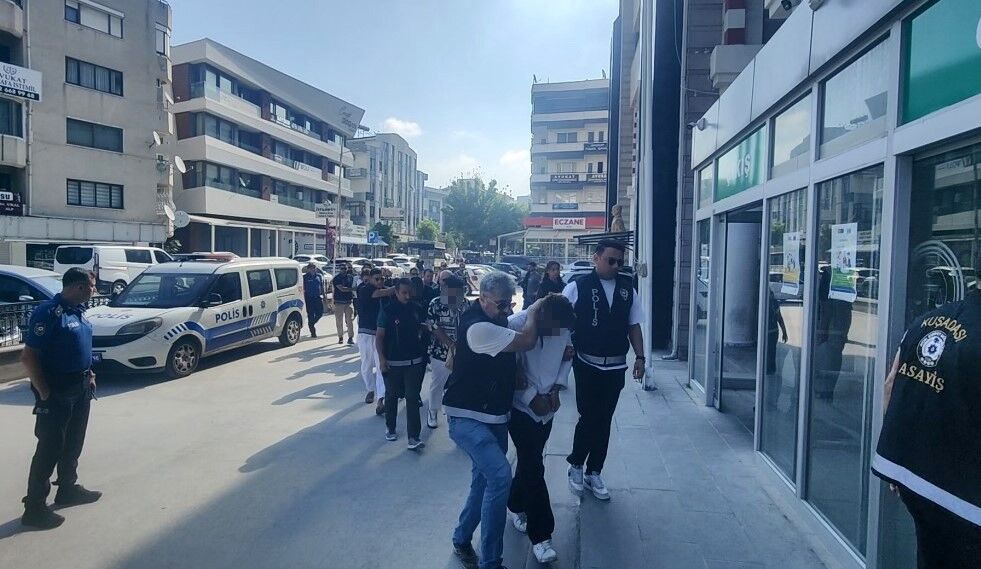 Kuşadası’ndaki Olayın Kamera Görüntüleri Ortaya Çıktı (3)