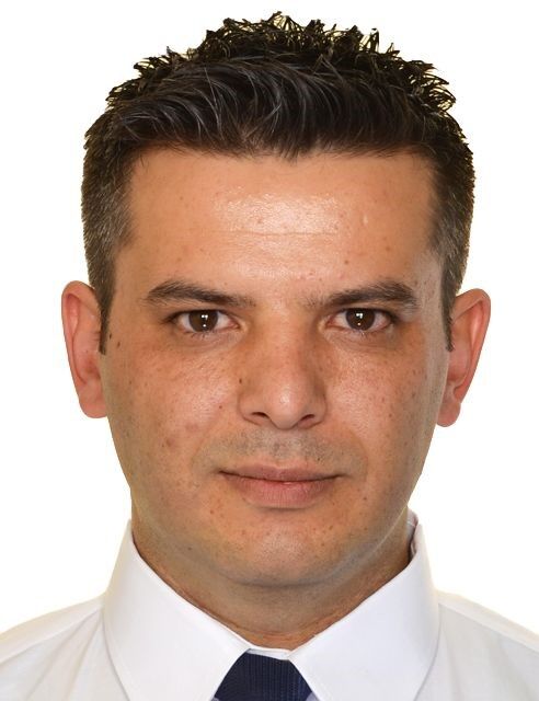 Sevilen Polis Memuru Şehit Oldu.. İkiz Erkek Çocuk Babasıydı (1)