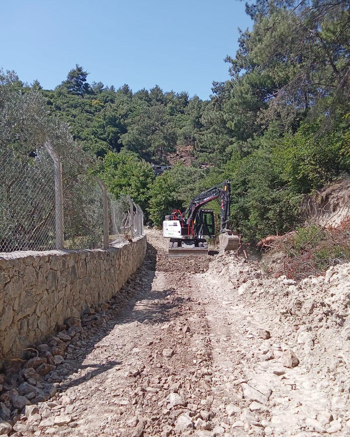 Söke Belediyesi Yol Yenileme Seferberliğini Sürdürüyor 4 Mahallede Hummalı Çalışma (7)