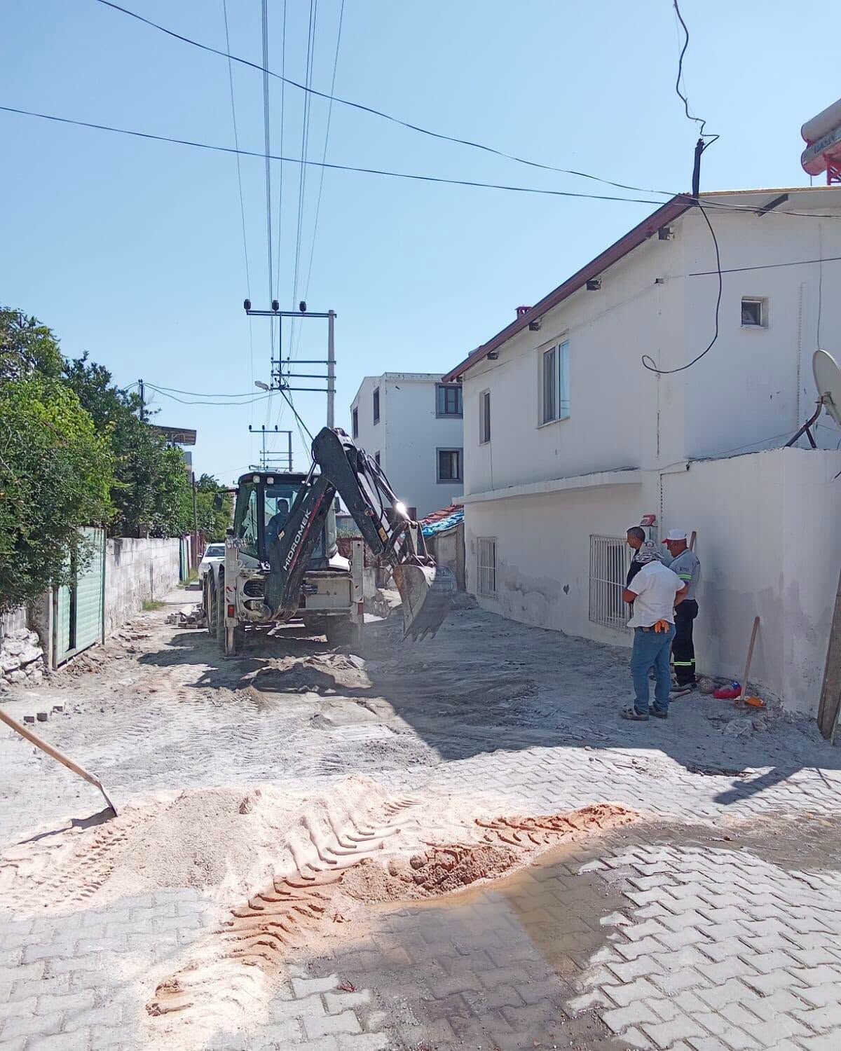 Söke Belediyesi Yol Yenileme Seferberliğini Sürdürüyor 4 Mahallede Hummalı Çalışma (8)