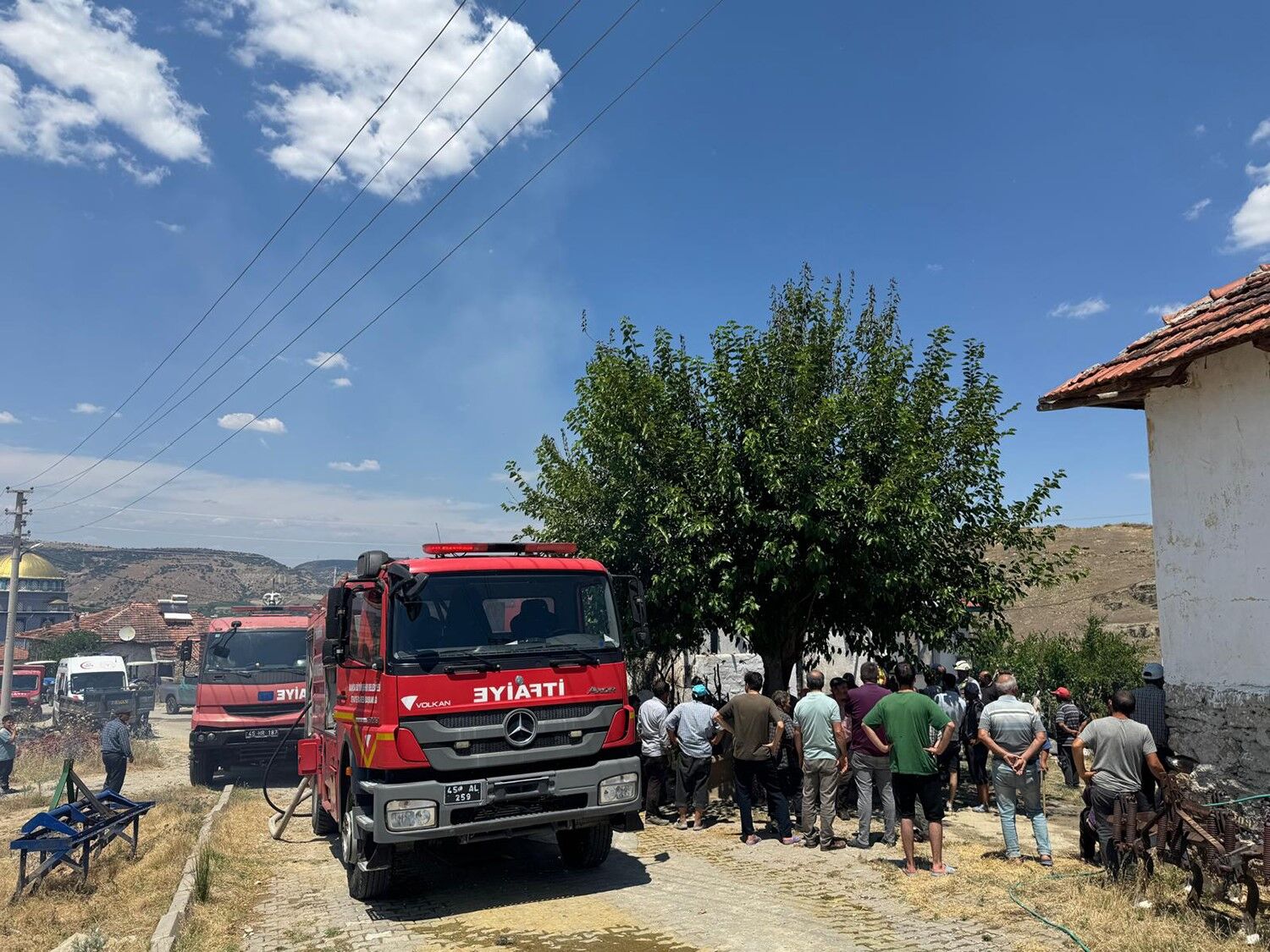 Tek Katlı Ev Kullanılamaz Hale Geldi (1)