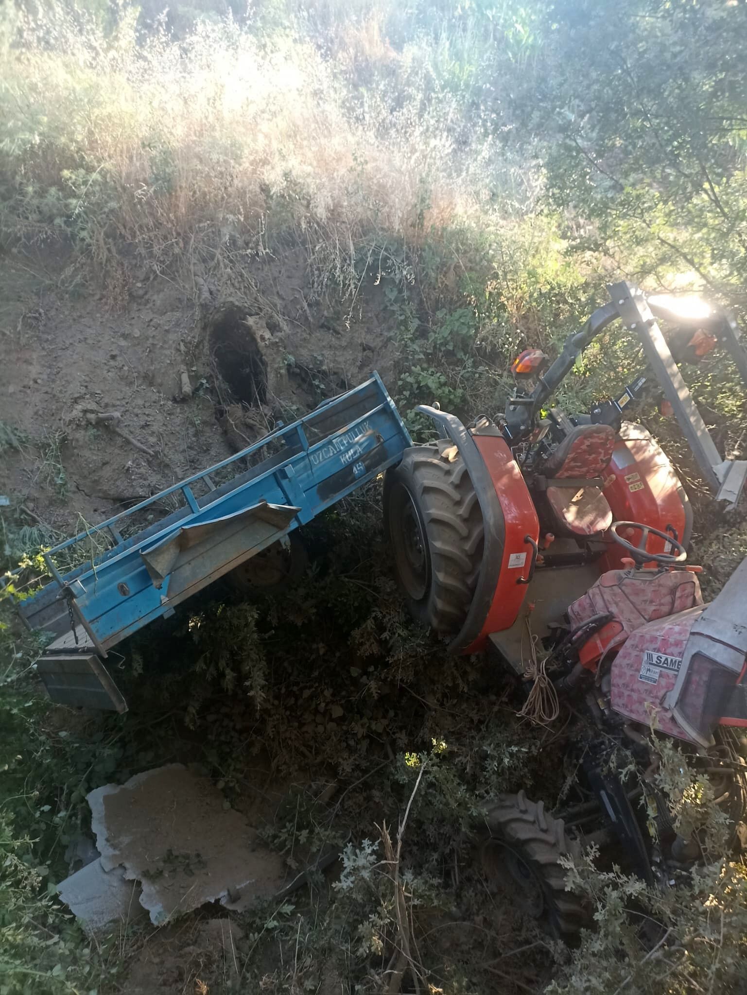 Traktör Kazasında 18 Yaşındaki Genç Hayatını Kaybetti (5)