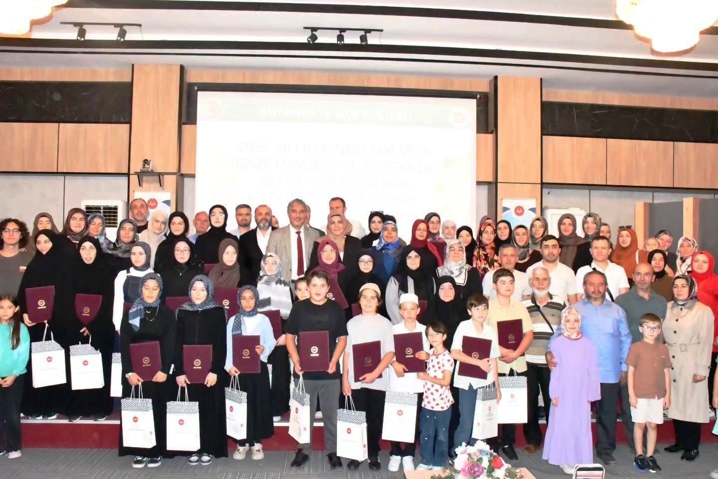 23 Öğrenciye Hafızlık İcazetnamesi Verildi (2)