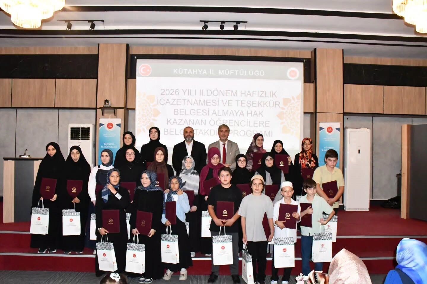 23 öğrenciye Hafızlık İcazetnamesi verildi