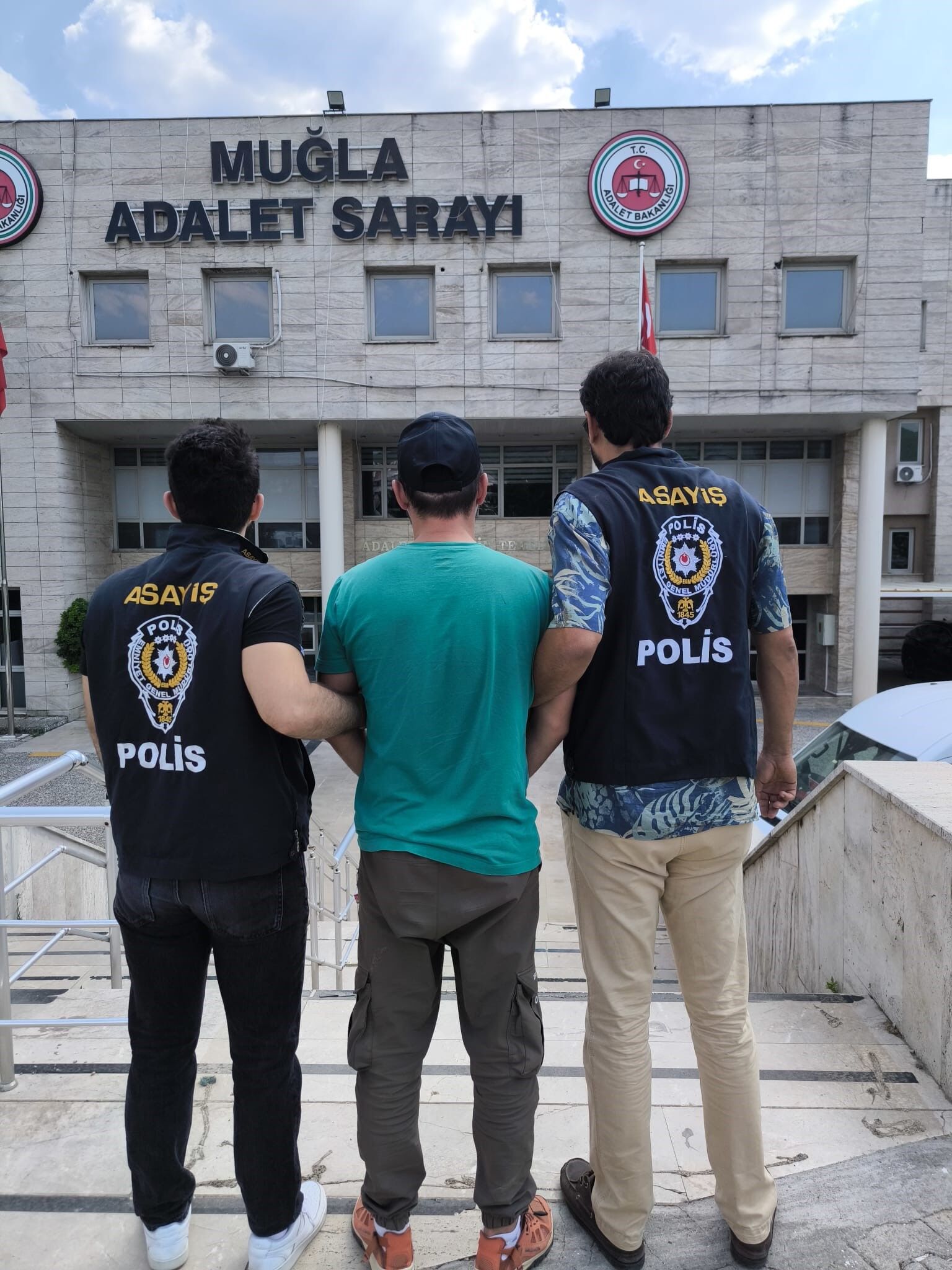 30 Yıl Hapis Cezası Bulunan Zanlı Yakalandı (2)