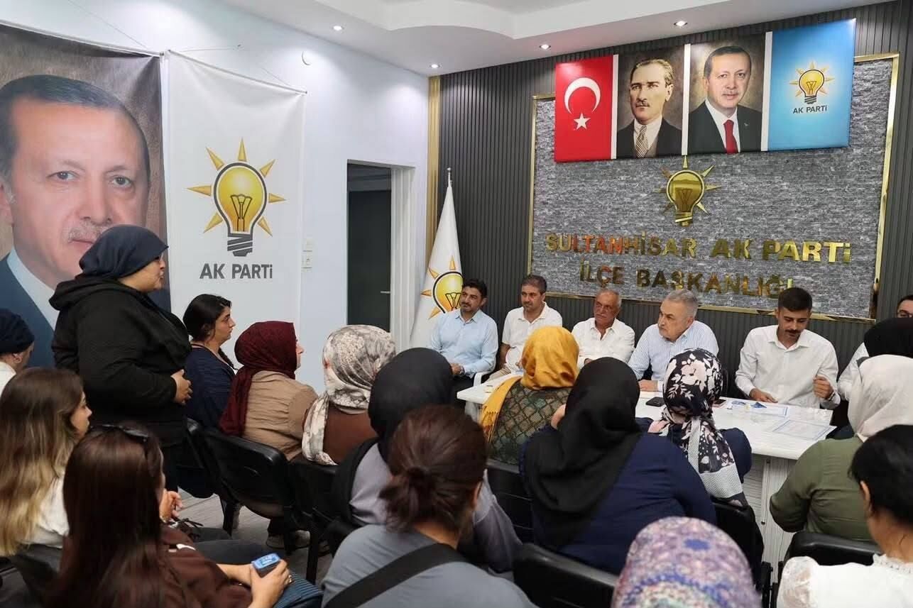 Ak Parti (10)